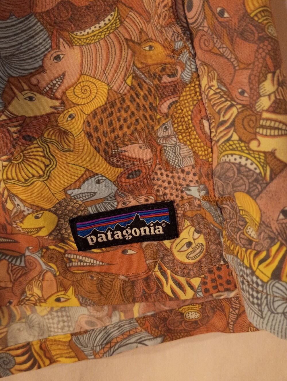 Patagonia Worn Wear Girls Size XS Baggies Shorts - Picture 2 of 4